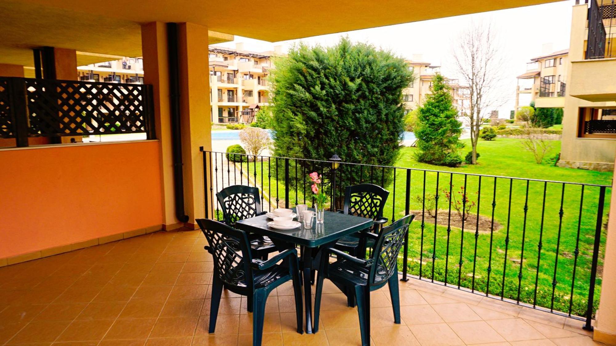 Hc Apartments Kaliakria Topola Δωμάτιο φωτογραφία
